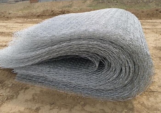 Hoge treksterkte 3,4 mm gegalvaniseerd gabion zeshoekig gaas voor rivier oever bescherming