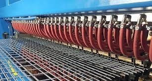 3 mm draadvermogen Warm gedompeld gegalvaniseerd hek gespeld gaas rollen