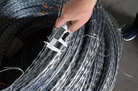 2.5mm gegalvaniseerd ijzeren enkelgraaddraad